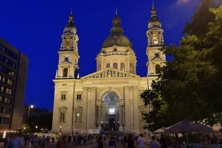 half-day-private-city-tour-in-budapest