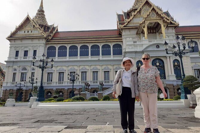 Half Day Private-Grand Palace and Temples of Bangkok Guided Tour - FAQs