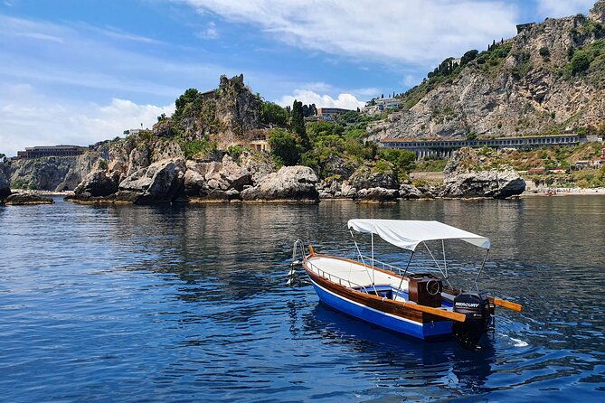 half-day-private-guided-boat-tour-in-taormina