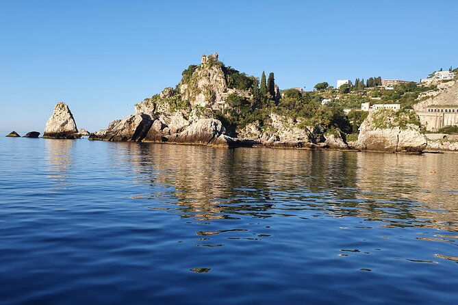 half-day-private-guided-boat-tour-in-taormina