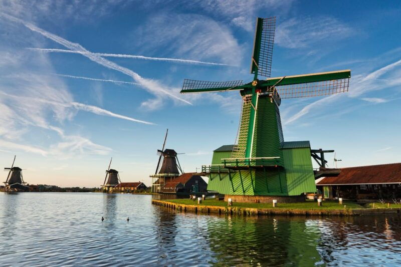 half-day-private-guided-sightseeing-tour-of-zaanse-schans-2