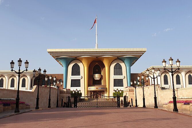 Half-Day Private Muscat City Tour- with a local guide - Key Points