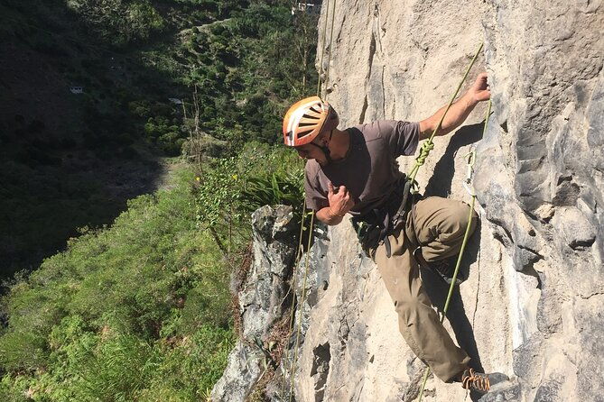 half-day-private-rock-climbing-in-canton-banos