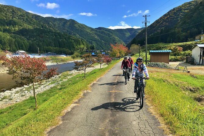 half-day-private-rural-e-bike-tour-in-hida
