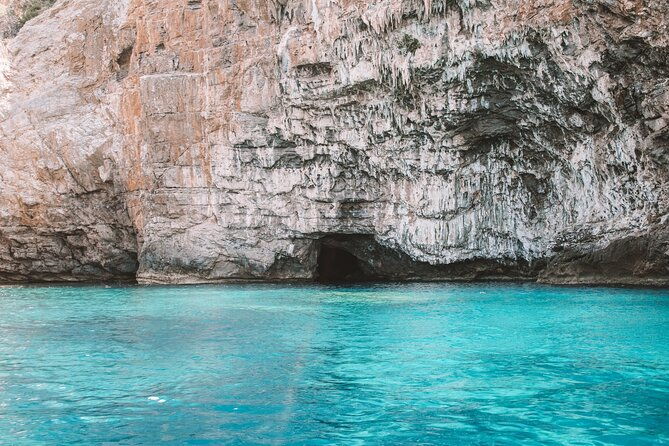 half-day-private-sailing-tour-along-the-tramuntana-coast