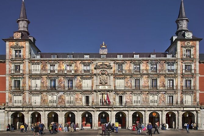 half-day-private-tour-in-madrid-with-art-historian-guide