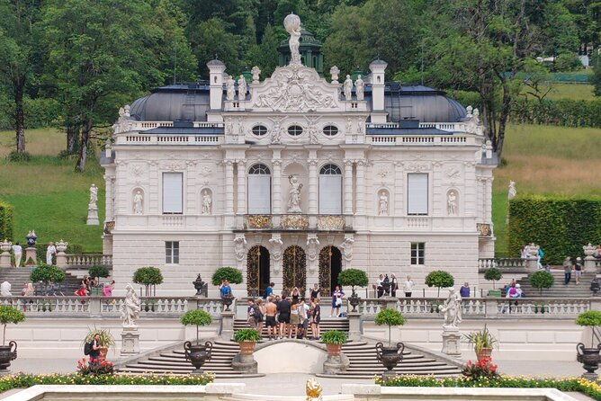 half-day-private-tour-linderhof-castle-oberammergau-incl-ettal