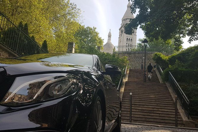 half-day-private-tour-of-paris-sedan-car