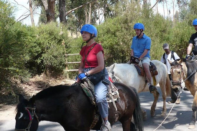 half-day-private-tour-riding-on-horseback-around-cusco