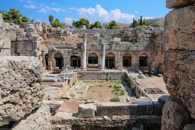 half-day-private-tour-to-ancient-corinth