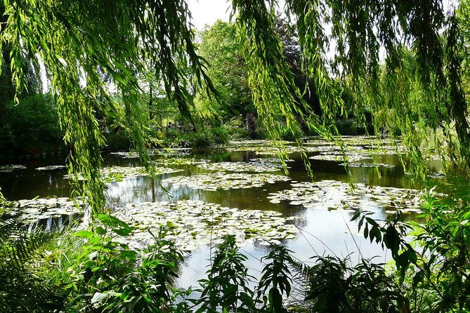 half-day-private-tour-to-giverny-from-paris