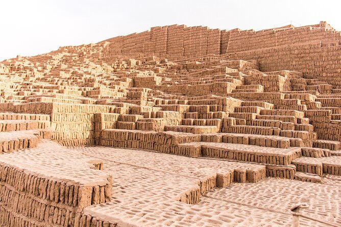 half-day-private-tour-to-huaca-pucllana-and-huaca-mateo-salado