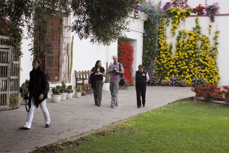 half-day-private-tour-to-larco-herrera-museum