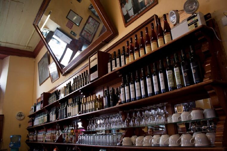 half-day-private-tour-to-local-market-chinatowncordano-bar