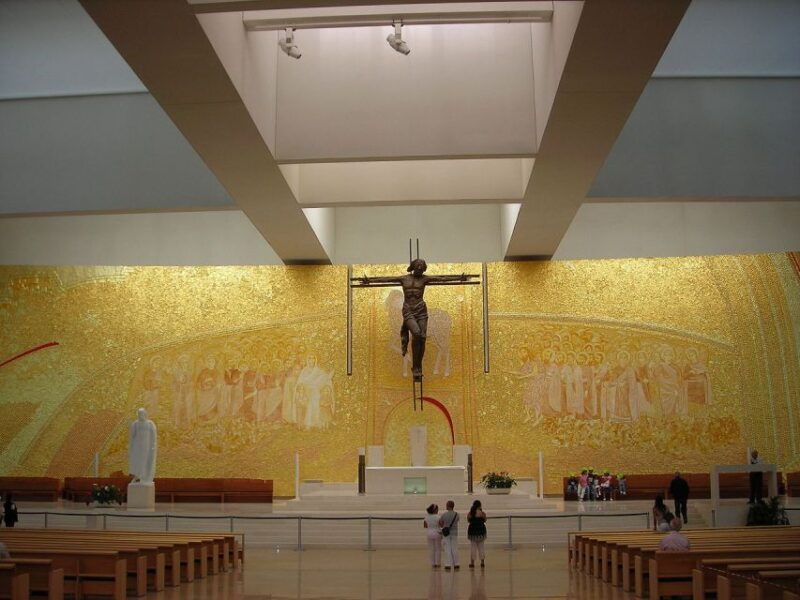 half-day-private-transport-to-fatima