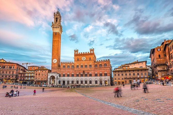 half-day-private-walking-tour-of-siena