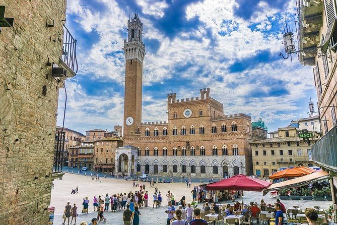 half-day-private-walking-tour-of-siena
