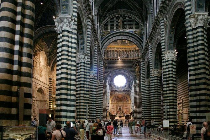 half-day-private-walking-tour-of-siena