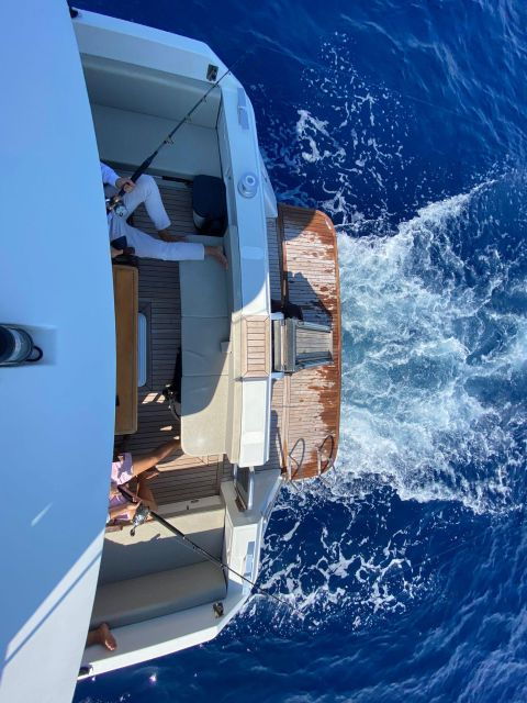 half-day-private-yacht-tour-on-the-syracuse-coast-2