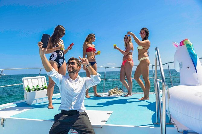 half-day-punta-cana-booze-party-cruise-experience