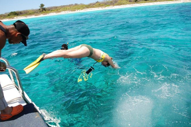 half-day-punta-cana-booze-party-cruise-experience