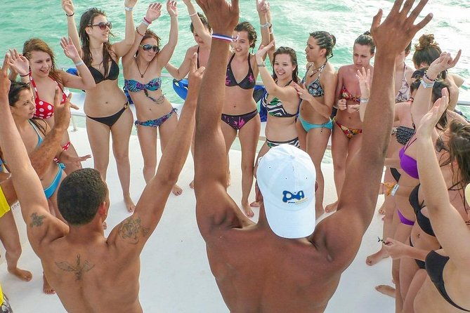 half-day-punta-cana-booze-party-cruise-experience