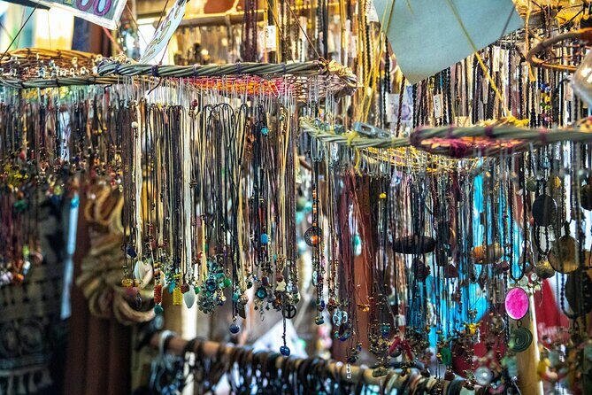 Half Day Railway Market and Damnoen saduak Floating Market tour - FAQs