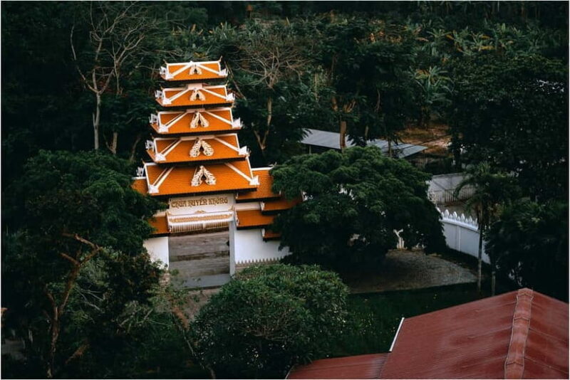 Half-day Religious Tour in Hue Citadel - Key Points