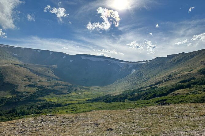 half-day-retractable-glass-top-tour-in-rocky-mtn-national-park