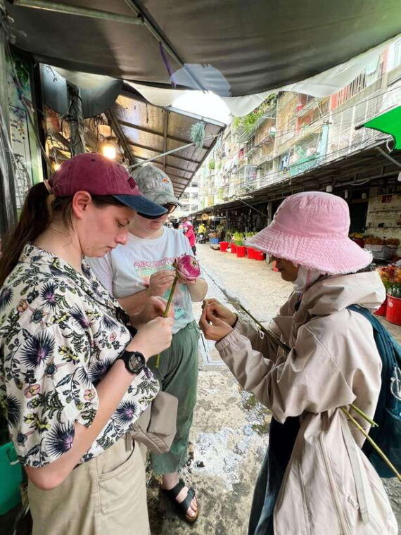 half-day-ride-through-the-heart-of-ho-chi-minh-city