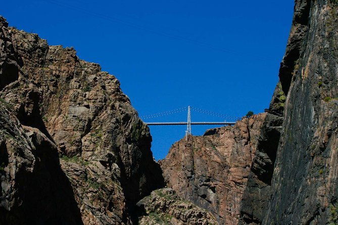 half-day-royal-gorge-whitewater-rafting-adventure-canon-city-co