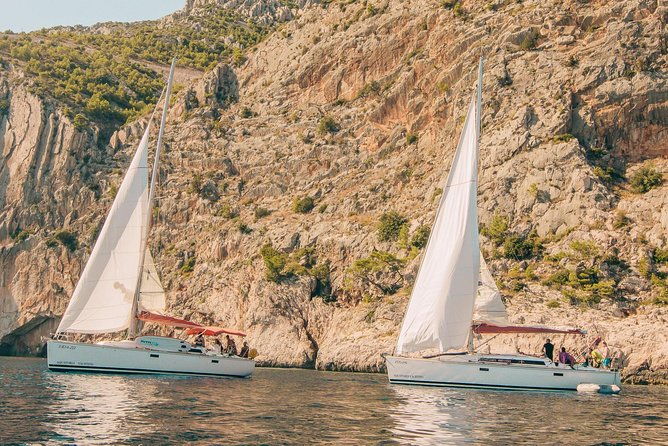 half-day-sailing-on-a-comfort-yacht-around-hvar-and-pakleni-islands-small-group