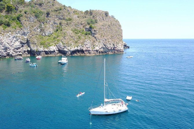 half-day-sailing-tour-taormina-bay