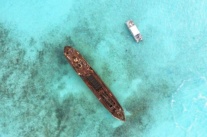 half-day-shipwrecks-tour-and-floating-bar-adults-only