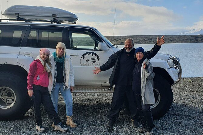half-day-small-group-jokulsarlon-ice-cave-guided-tour