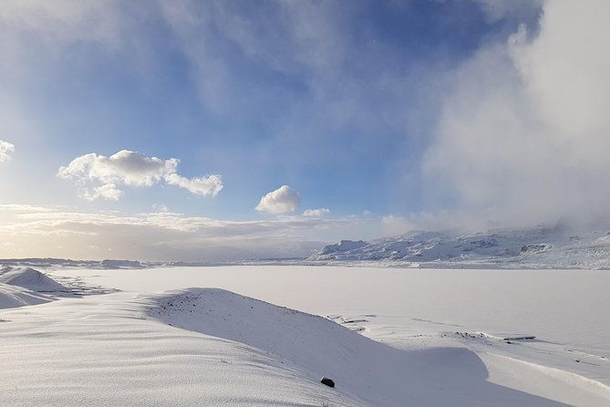 half-day-small-group-jokulsarlon-ice-cave-guided-tour