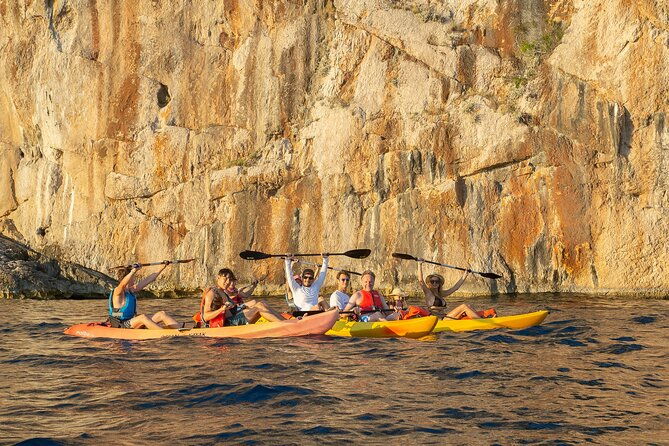 half-day-small-group-kayaking-tour-in-makarska