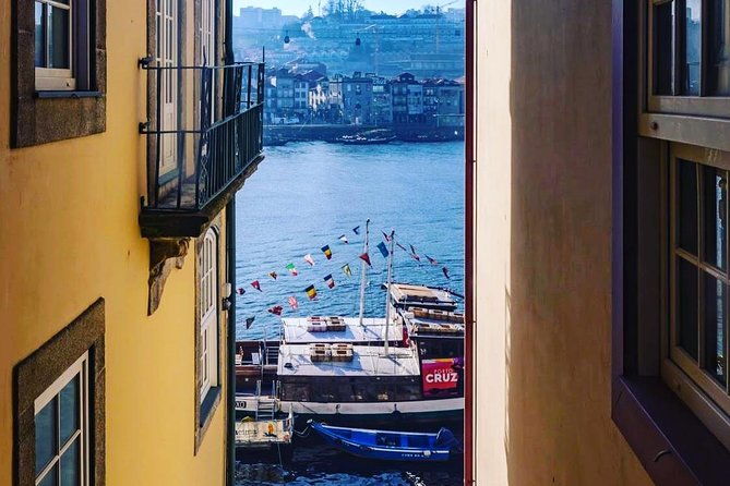 half-day-small-group-tour-of-porto-city-with-wine-tasting-2