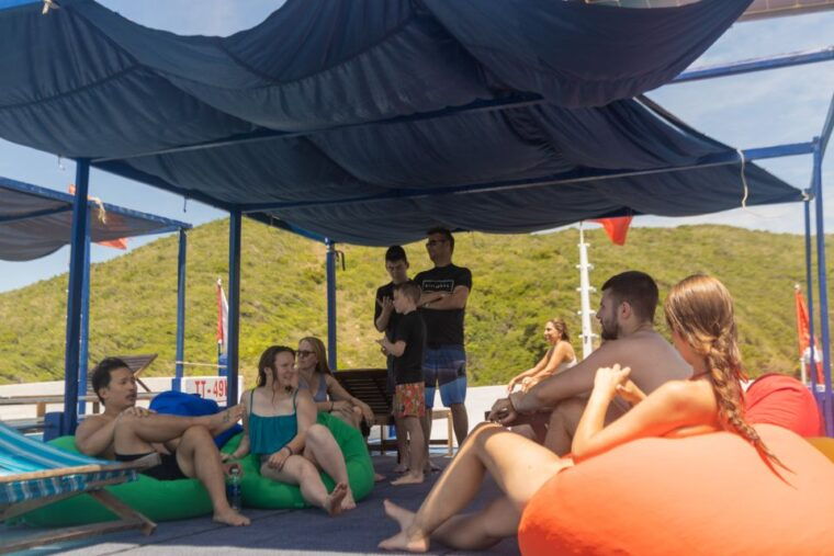 half-day-snorkeling-trip-in-nha-trang-with-vietnam-active