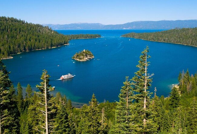 half-day-snowshoe-hike-in-tahoe-national-forest