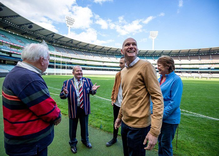 Half-Day Sports Lovers Bus Tour of Melbourne with MCG Tour - FAQ