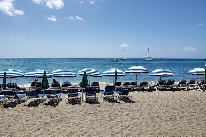 half-day-st-kitts-party-bus-city-excursion-and-beach