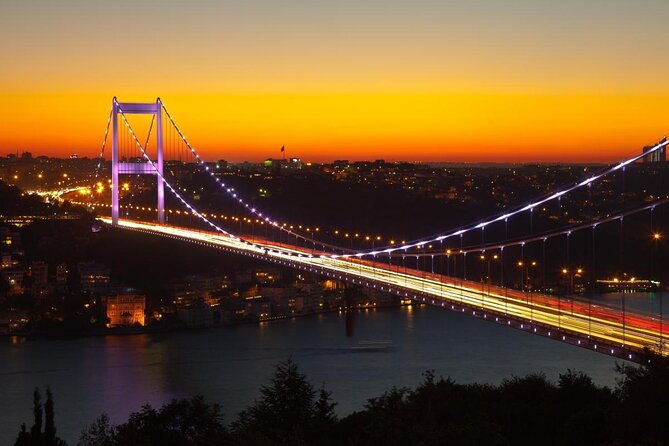 half-day-sunset-luxury-yacht-dinner-cruise-tour-in-istanbul
