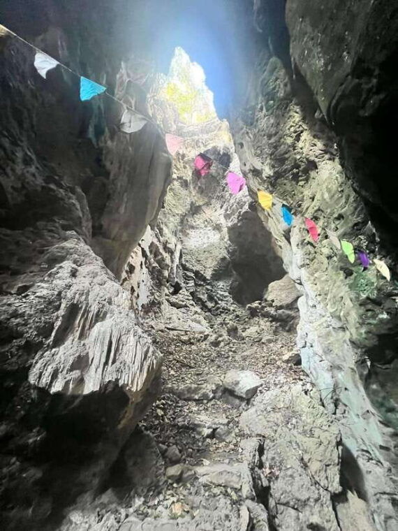 half-day-swing-bridge-bamboo-train-batcave-killing-cave