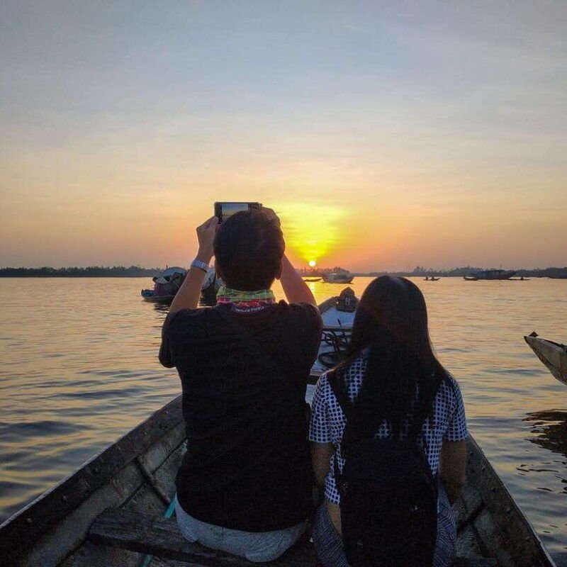 half-day-tam-giang-lagoon-adventure-and-fishermans-feast