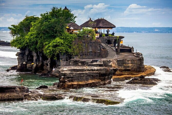 Half Day Tanah Lot Temple Sunset Private Tour - All Inclusive - FAQ