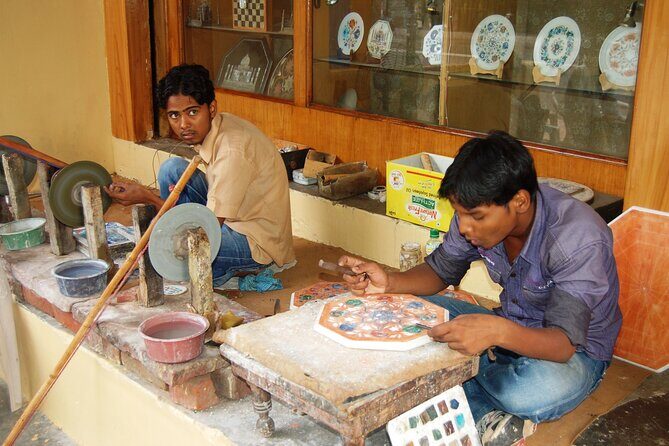 Half Day Tour Artisans of Agra - Transportation and Practical Details