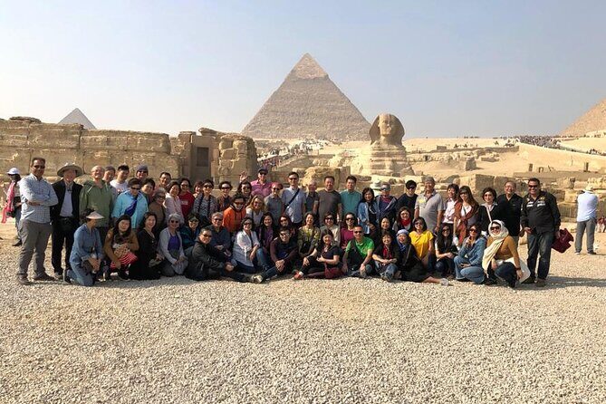 Half day tour at the Pyramids - Discovering the Pyramids of Giza