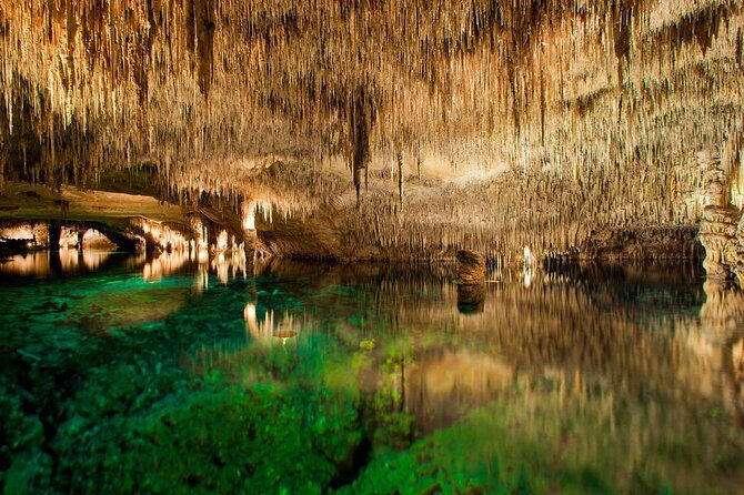 half-day-tour-bus-to-the-caves-of-drach-2