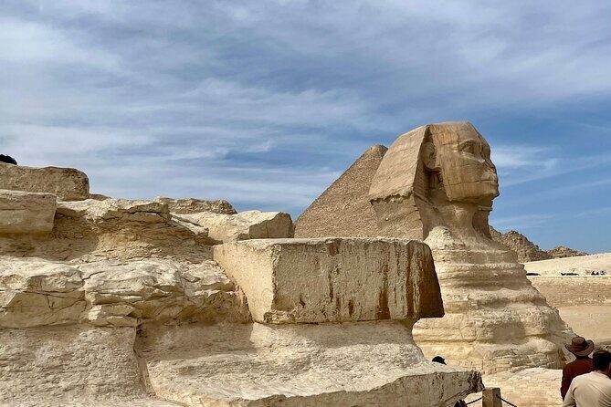 Half Day Tour Giza Pyramid the Great Sphinx and the Temple - The Experience: What You Can Expect
